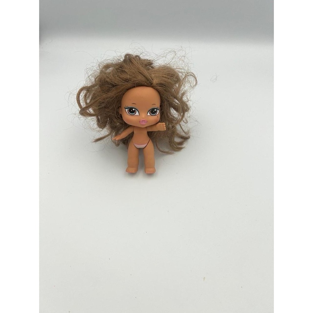 Bratz Babyz  Yasmin with blue eyes